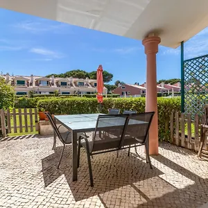 Lovely In Vila Bicuda Cascaes